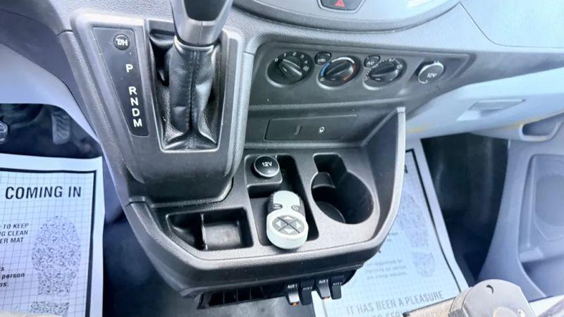 2015 Ford Transit w/60/40 Side Door w/RWB