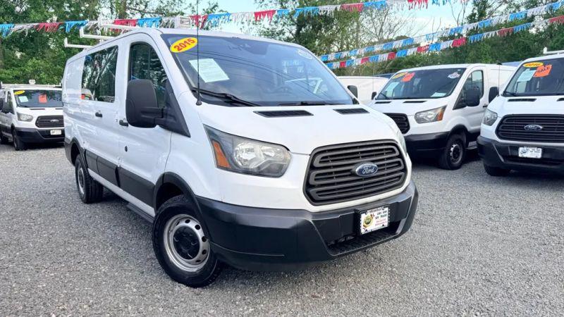 2015 Ford Transit w/60/40 Side Door w/RWB