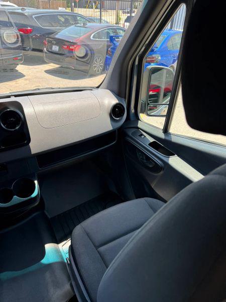 2019 Mercedes-Benz Sprinter 2500 High Roof V6