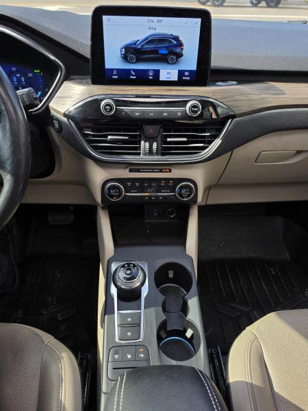 2020 Ford Escape Titanium Hybrid