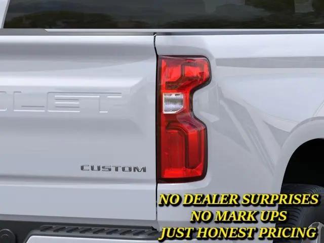 2026 Chevrolet Silverado 1500 2WD Crew Cab Short Bed Custom
