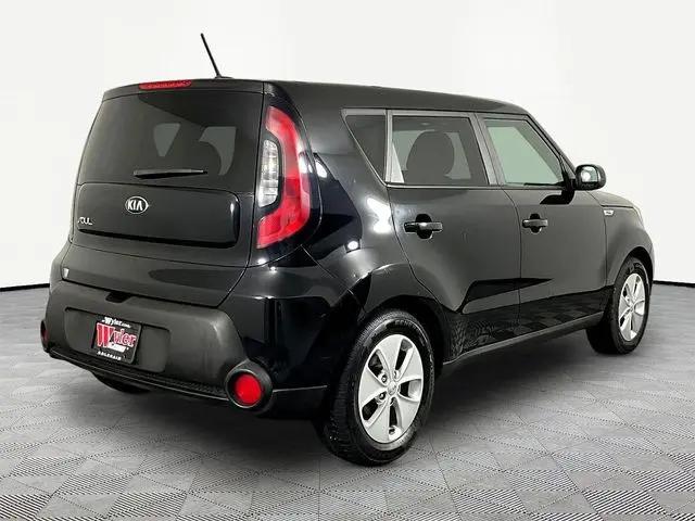 2016 Kia Soul Base