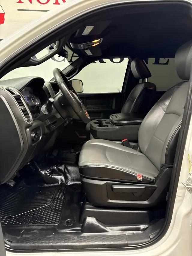 2022 Ram 2500 Tradesman Crew Cab 4x4 8' Box