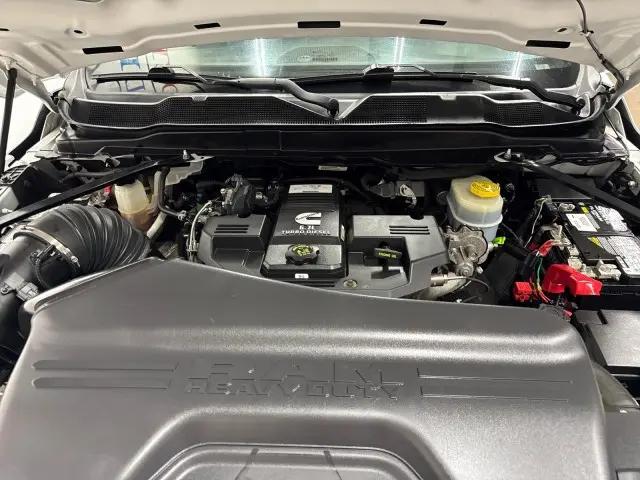 2022 Ram 2500 Tradesman Crew Cab 4x4 8' Box