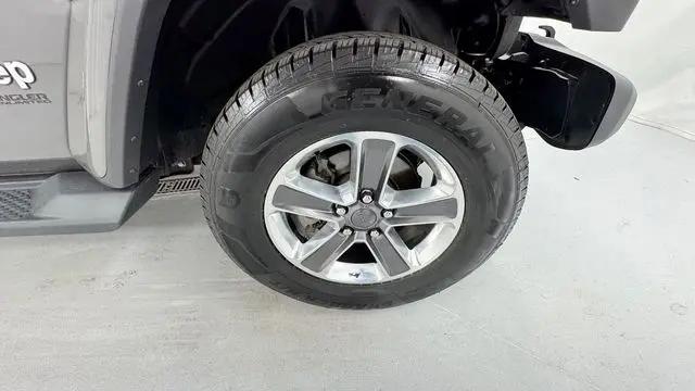 2020 Jeep Wrangler Sahara 4x4