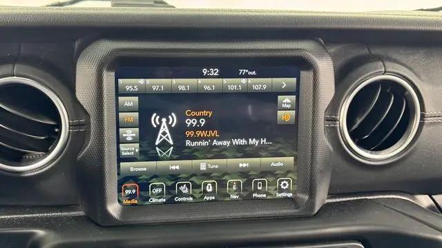 2020 Jeep Wrangler Sahara 4x4