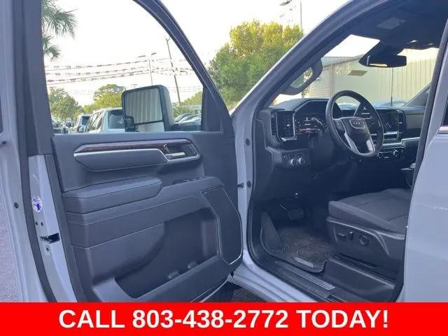 2025 GMC Sierra 3500HD 4WD Double Cab Long Bed SLE