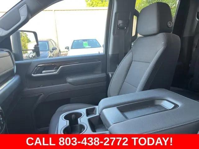2025 GMC Sierra 3500HD 4WD Double Cab Long Bed SLE