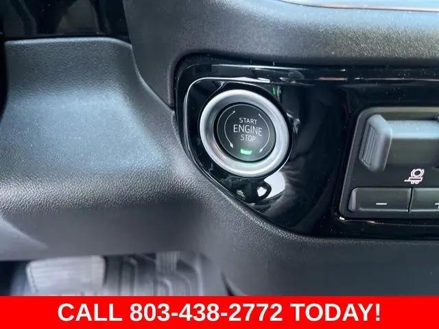 2025 GMC Sierra 3500HD 4WD Double Cab Long Bed SLE