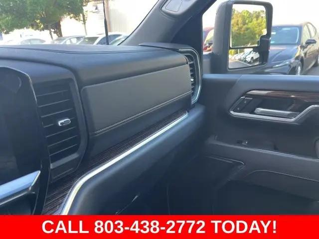 2025 GMC Sierra 3500HD 4WD Double Cab Long Bed SLE