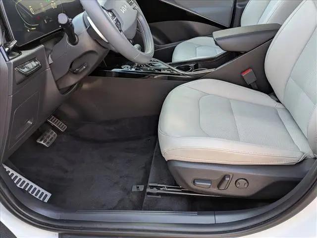 2024 Kia Niro EX Touring