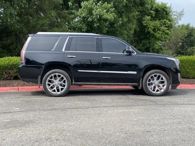 2019 Cadillac Escalade Platinum