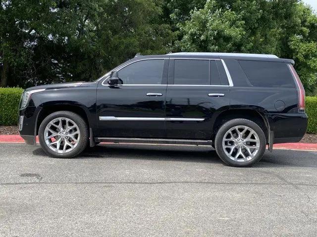 2019 Cadillac Escalade Platinum