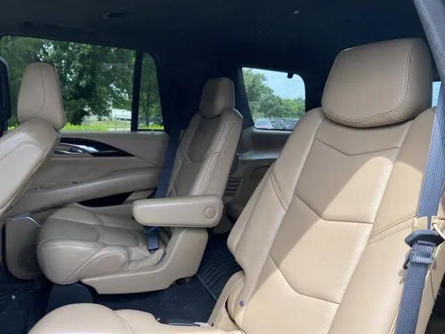 2019 Cadillac Escalade Platinum