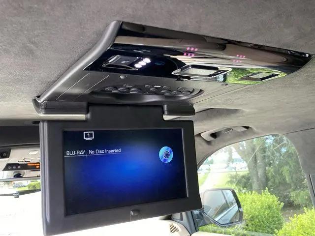 2019 Cadillac Escalade Platinum