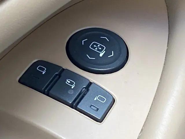 2019 Cadillac Escalade Platinum