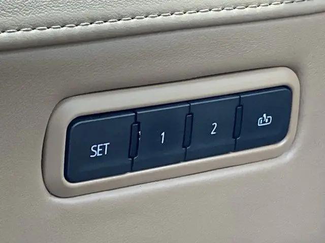 2019 Cadillac Escalade Platinum