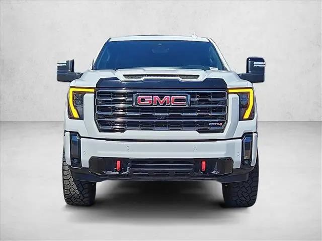 2024 GMC Sierra 2500HD 4WD Crew Cab Standard Bed AT4