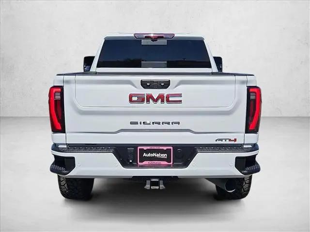 2024 GMC Sierra 2500HD 4WD Crew Cab Standard Bed AT4