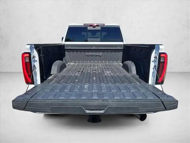2024 GMC Sierra 2500HD 4WD Crew Cab Standard Bed AT4
