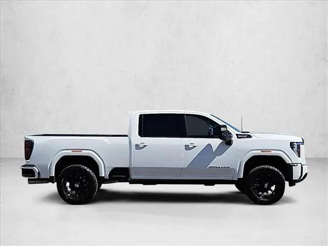 2024 GMC Sierra 2500HD 4WD Crew Cab Standard Bed AT4