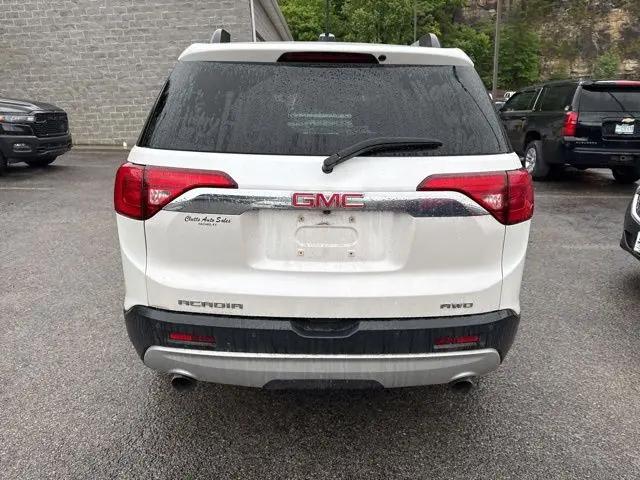 2017 GMC Acadia SLE-2
