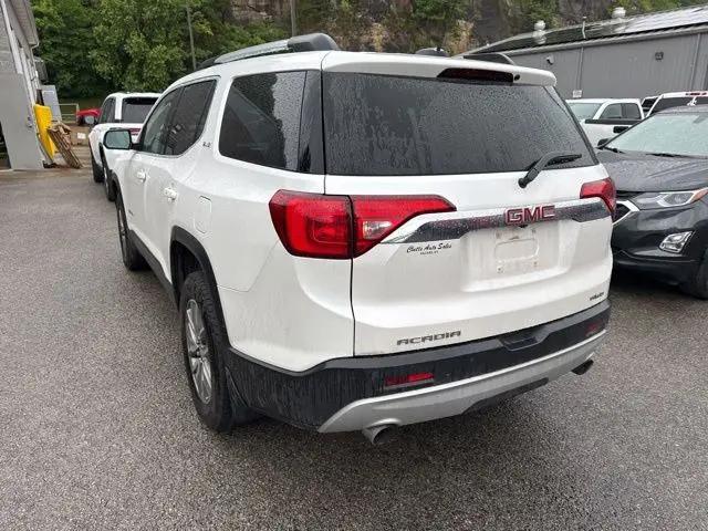 2017 GMC Acadia SLE-2