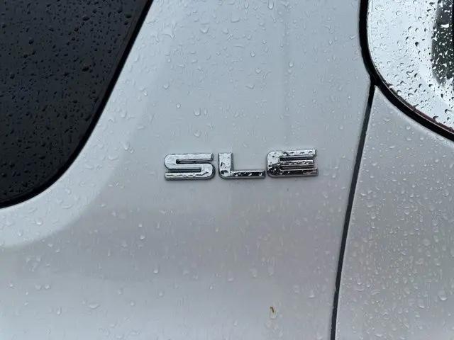 2017 GMC Acadia SLE-2