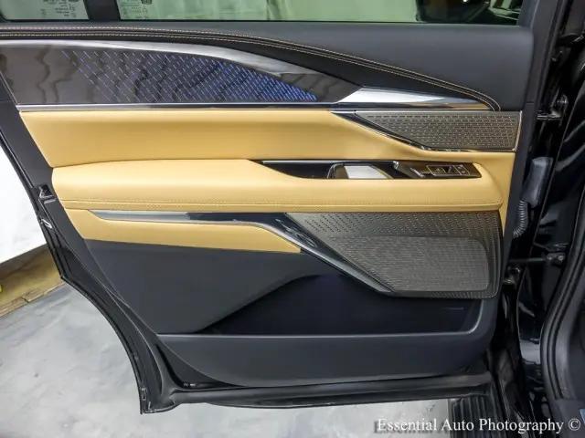 2025 Cadillac Escalade Luxury 2 AWD