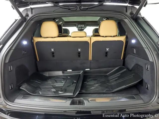 2025 Cadillac Escalade Luxury 2 AWD