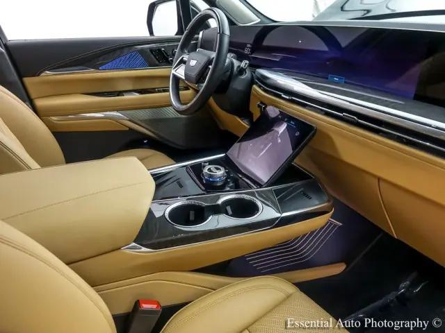 2025 Cadillac Escalade Luxury 2 AWD