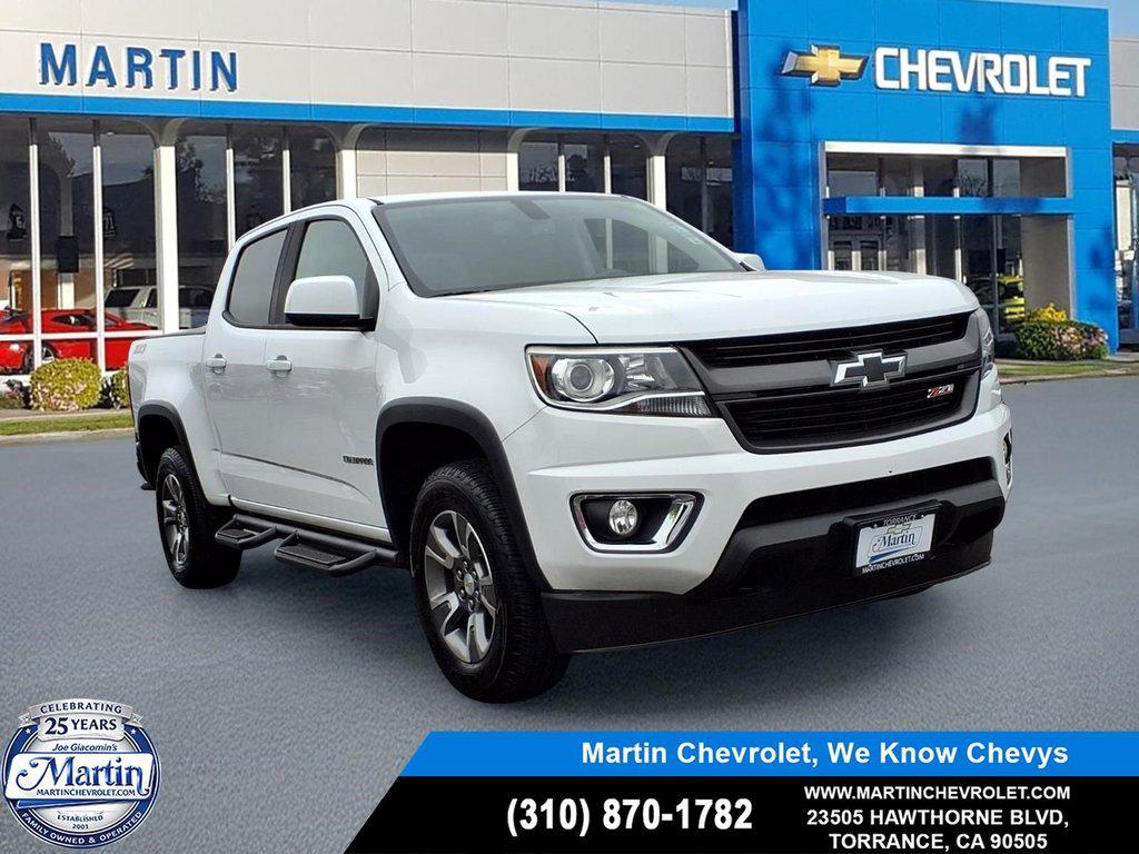 Summit White 2020 Chevrolet Colorado Z71 Crew Cab 4WD Pickup Truck Four-Wheel Drive Automatic