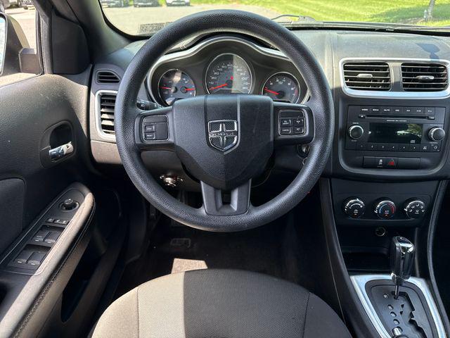 2012 Dodge Avenger SE