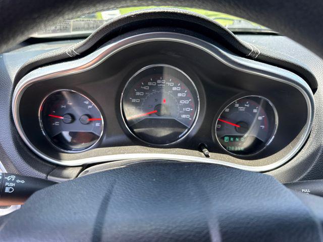 2012 Dodge Avenger SE