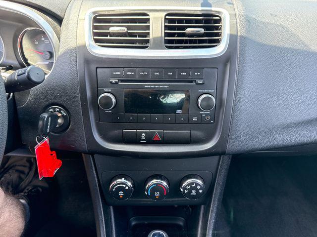 2012 Dodge Avenger SE