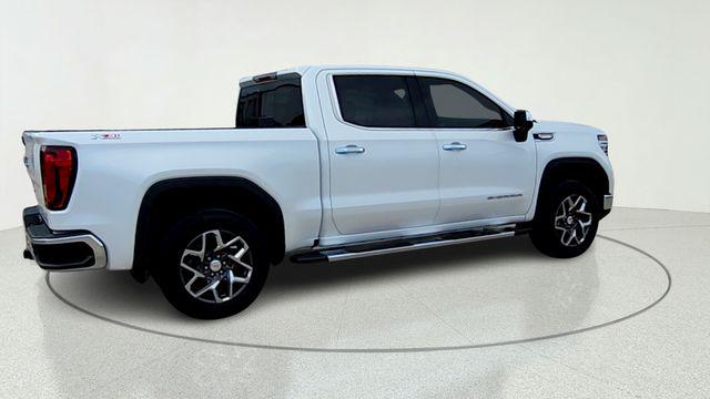 2024 GMC Sierra 1500 4WD Crew Cab Short Box SLT