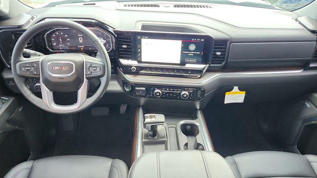 2024 GMC Sierra 1500 4WD Crew Cab Short Box SLT