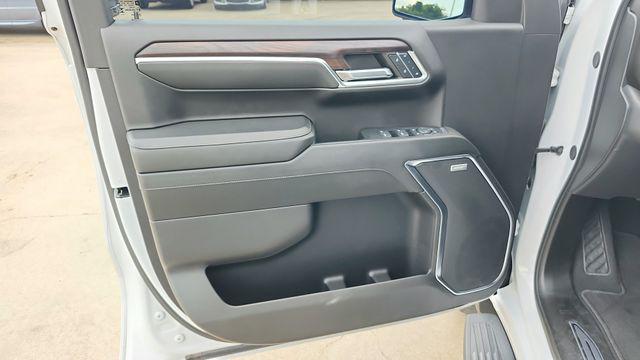 2024 GMC Sierra 1500 4WD Crew Cab Short Box SLT