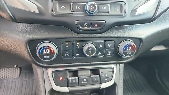 2022 GMC Terrain FWD SLE