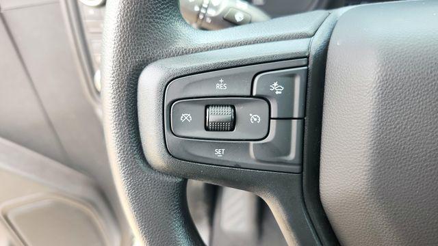 2025 Chevrolet Silverado 2500HD 4WD Crew Cab Standard Bed Custom