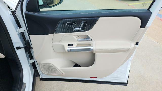 2025 Mercedes-Benz GLB GLB 250