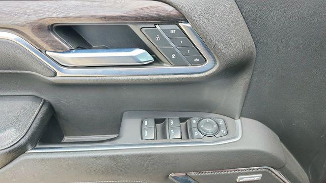 2023 Chevrolet Silverado 1500 4WD Crew Cab Short Bed LTZ