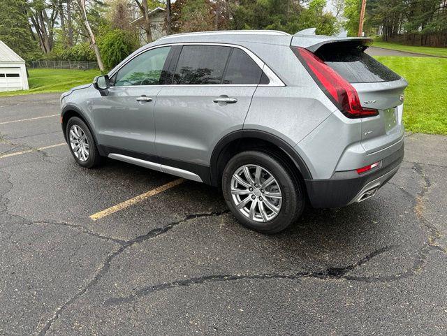 2023 Cadillac XT4 AWD Premium Luxury