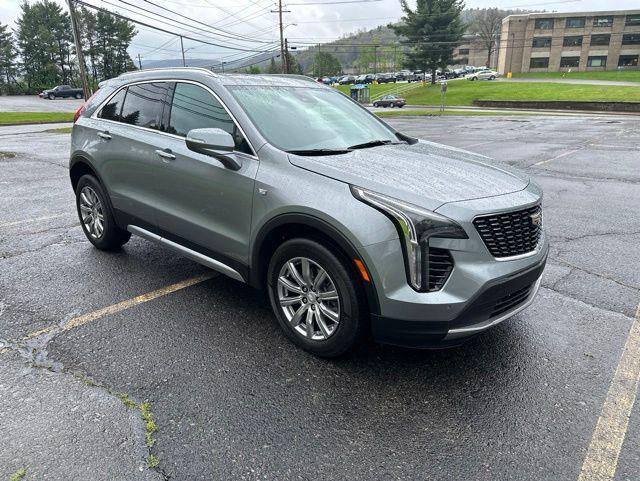 2023 Cadillac XT4 AWD Premium Luxury