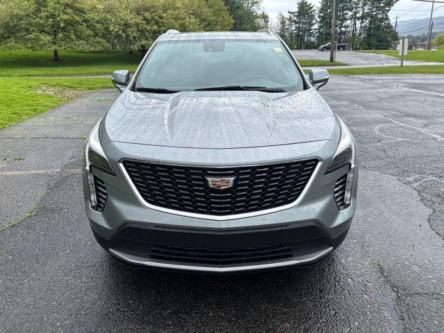 2023 Cadillac XT4 AWD Premium Luxury