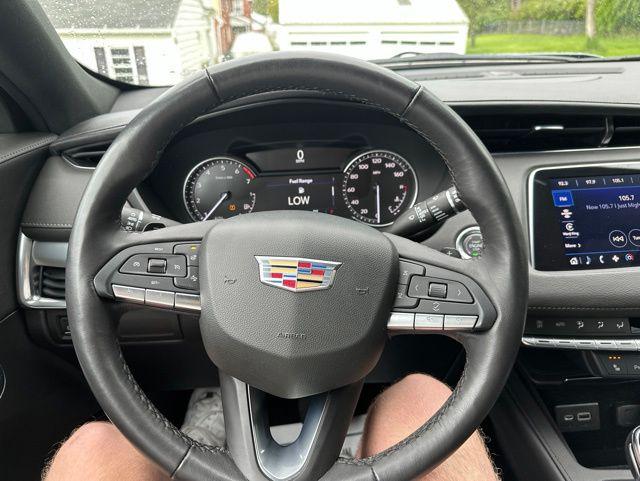 2023 Cadillac XT4 AWD Premium Luxury