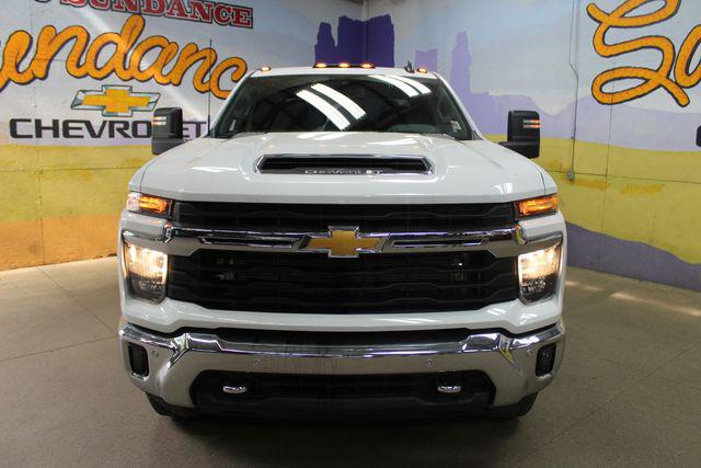 2026 Chevrolet Silverado 2500HD Crew Cab, Standard Bed, LT, 4WD