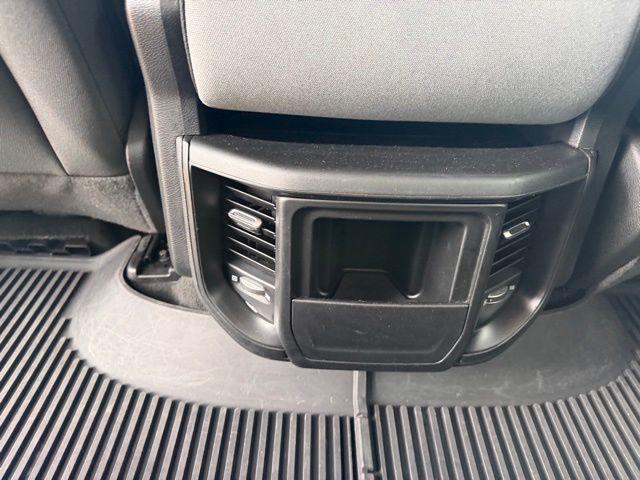2023 Ram 1500 Big Horn Crew Cab 4x4 5'7" Box