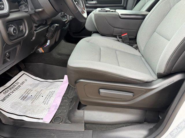 2023 Ram 1500 Big Horn Crew Cab 4x4 5'7" Box