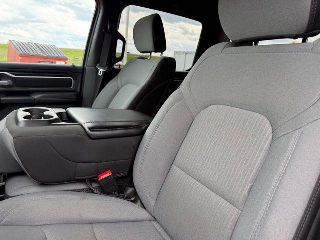 2023 Ram 1500 Big Horn Crew Cab 4x4 5'7" Box